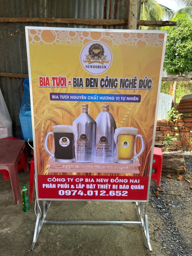 Banner standee thực tế