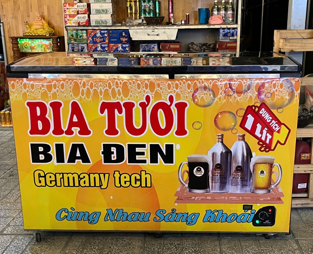 Tủ bia thực tế tại quán